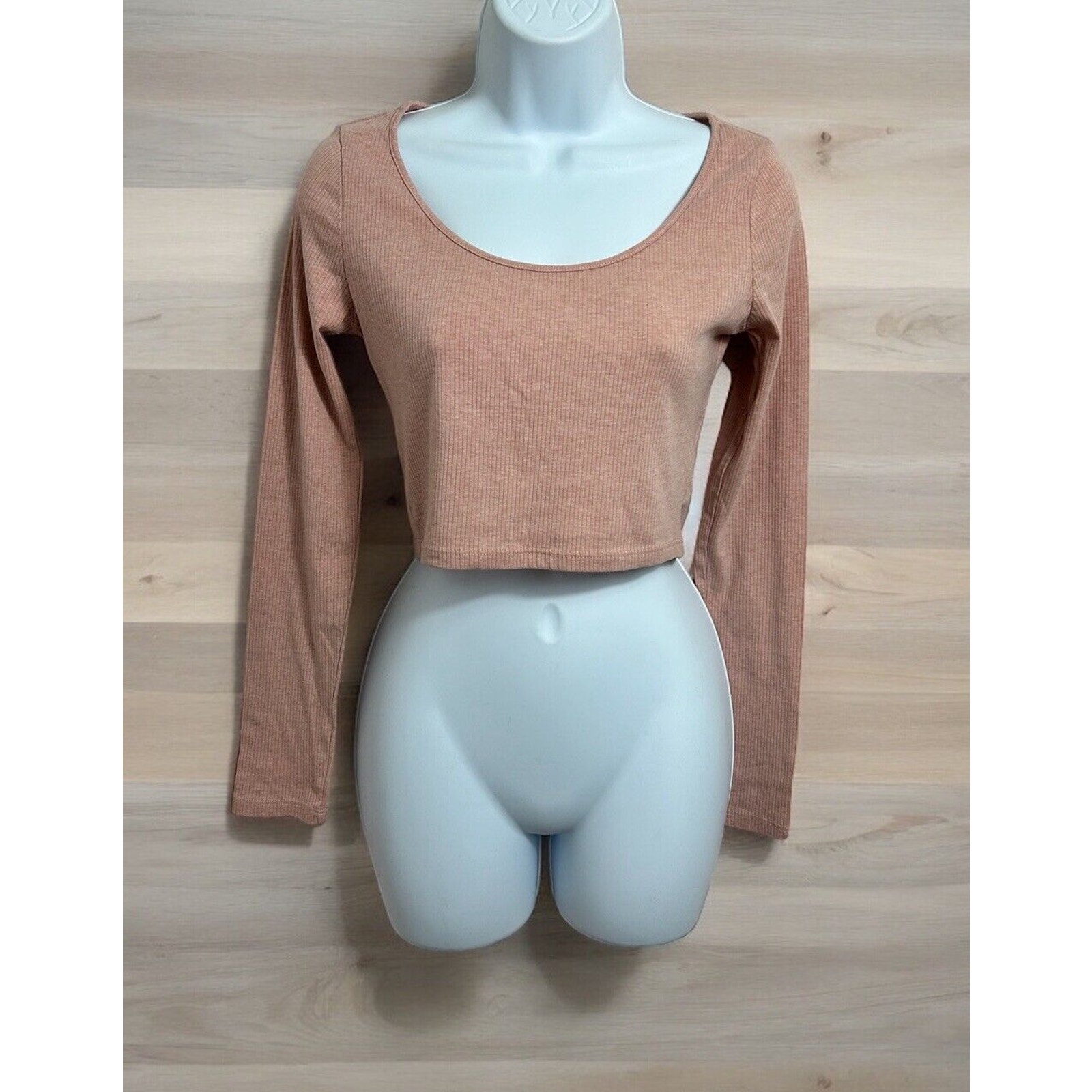 Divided H&M Crop Top Sz Small Dusty Pink Ribbed Long-Sleeve Blouse Shirt